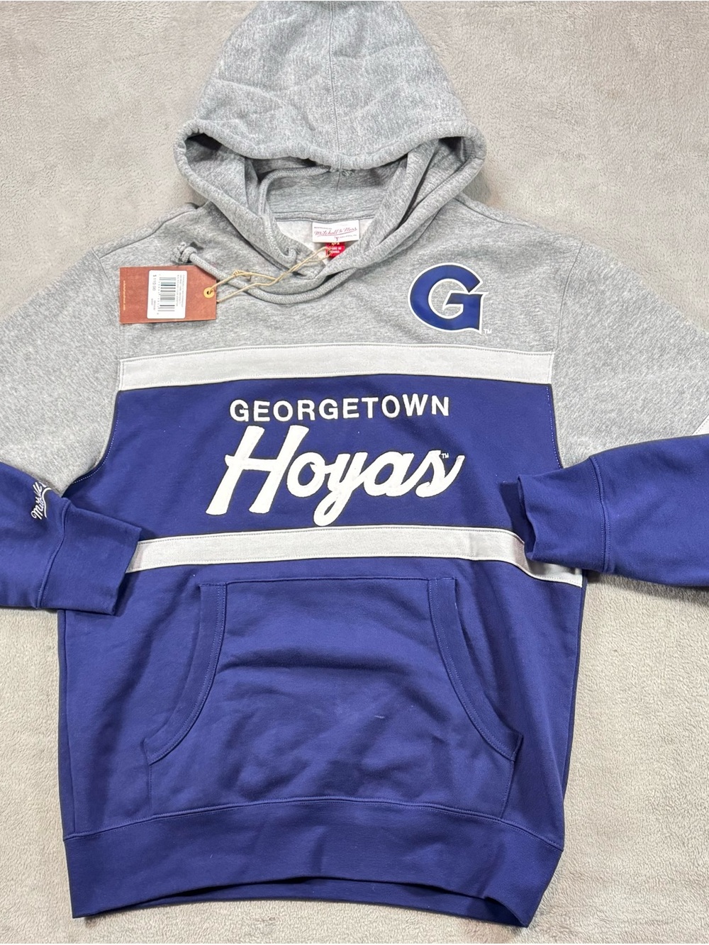 NWT Mitchell & Ness Georgetown Hoyas Pullover Hoodie Size Medium. Blue & Grey 🔥